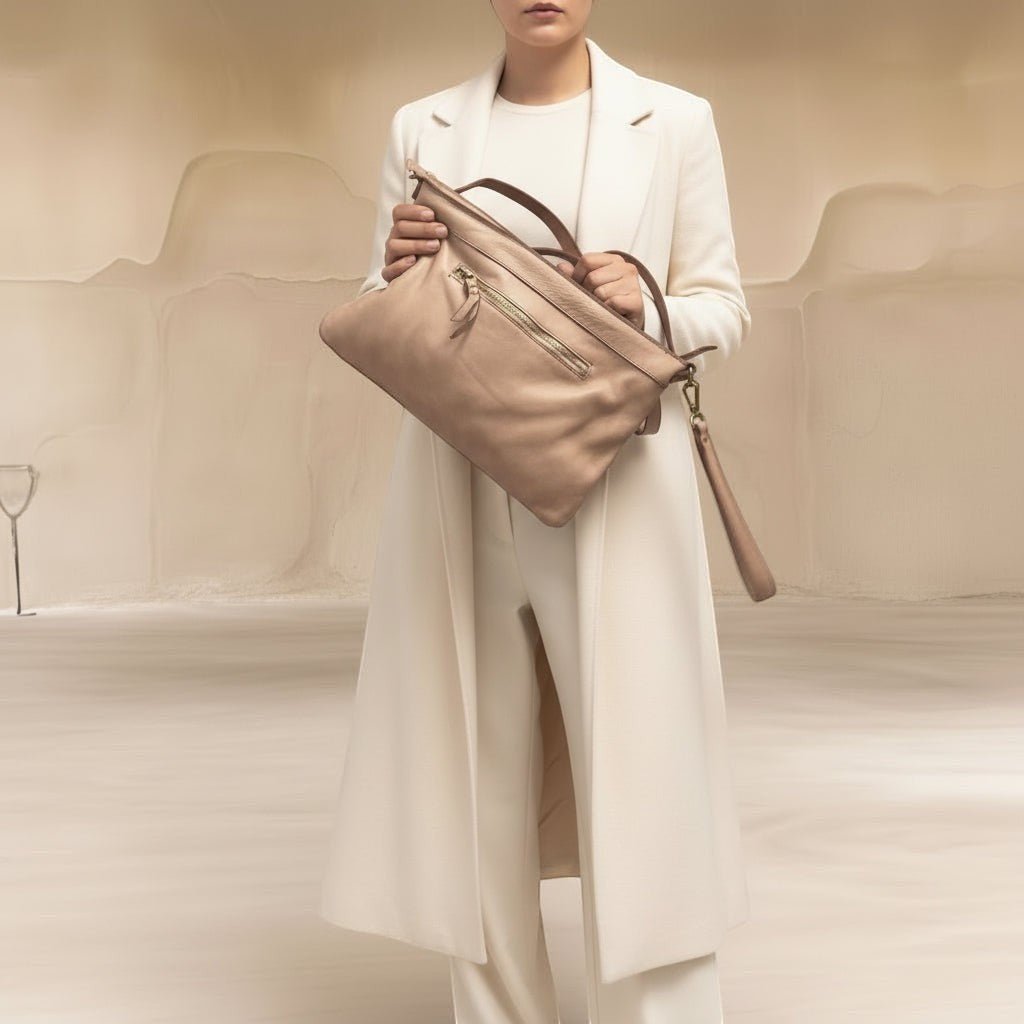 Borsa a tracolla donna in vera pelle borchiata piatta - Pito’s|Bag