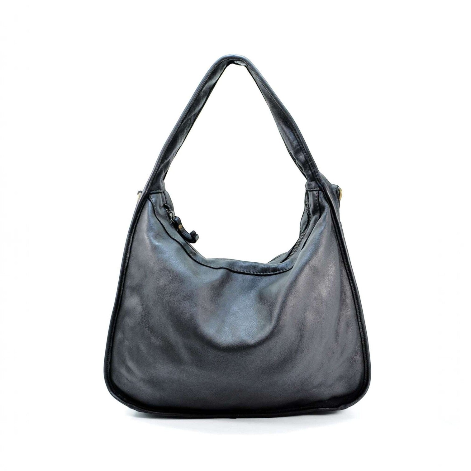 Borsa Pito’s|Bag in pelle di vitello nera tinta in capo con dettagli in ottone anticato e tracolla regolabile