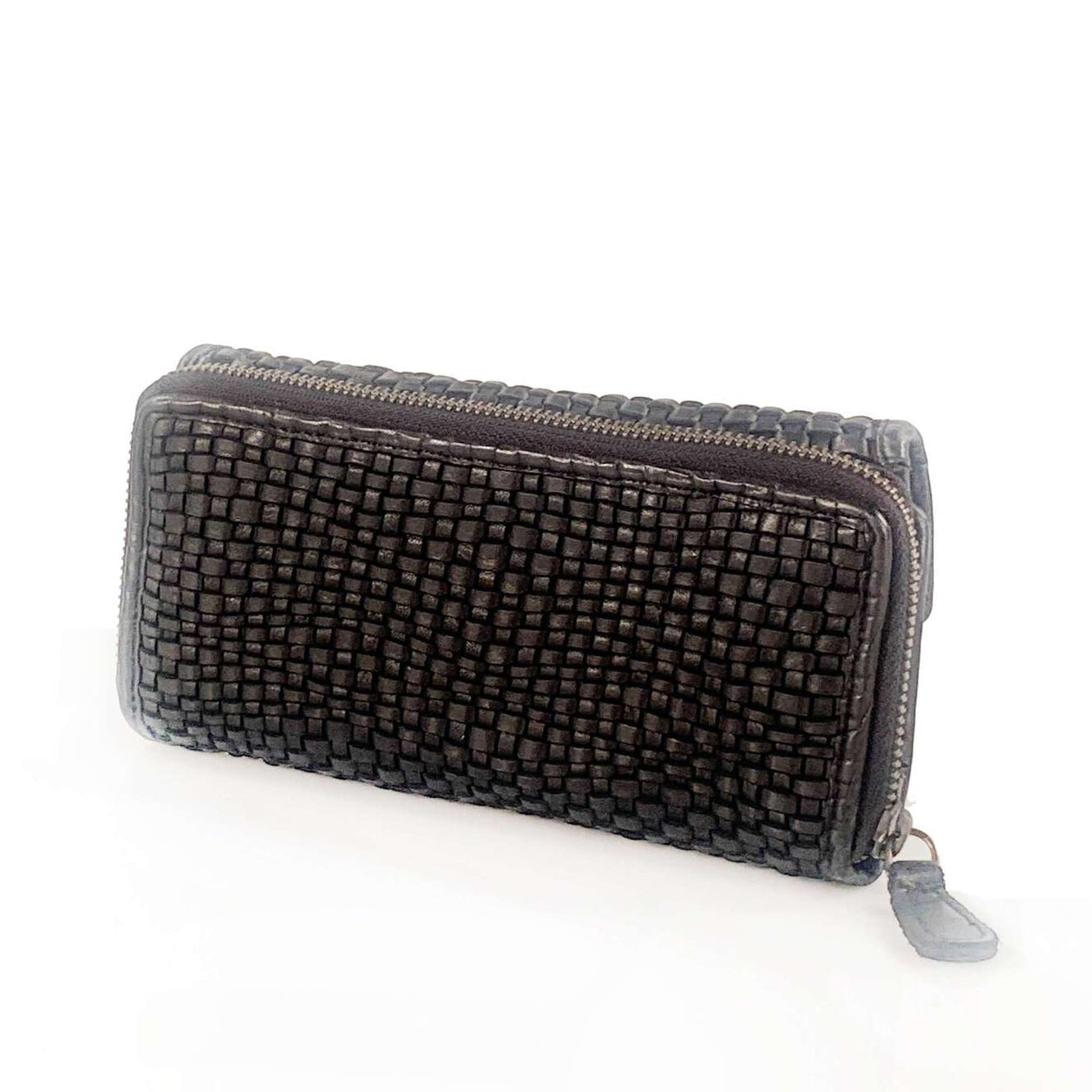 Portafoglio Pito’s|Bag grande in vera pelle di vacchetta nera intrecciata con chiusura a zip esterna e stile vintage